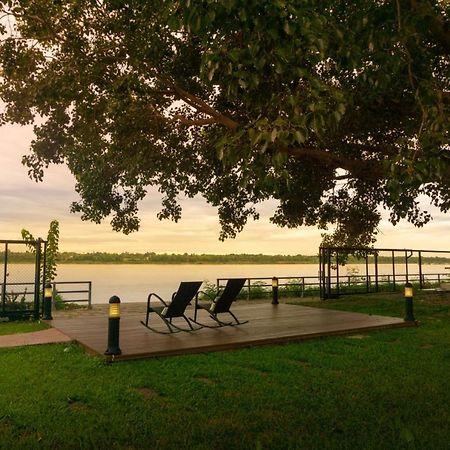 Bo Tree Cottage On The River Mukdahan Dış mekan fotoğraf